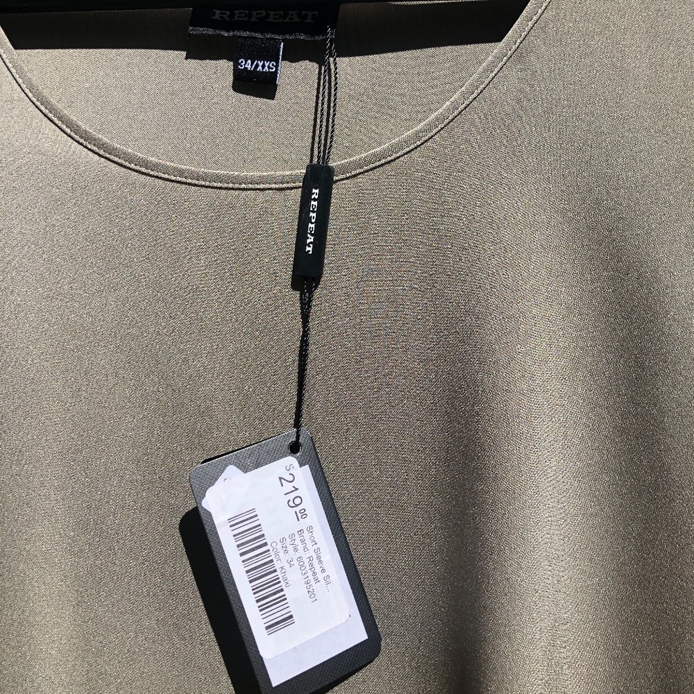 REPEAT Silk NWT t-shirt
